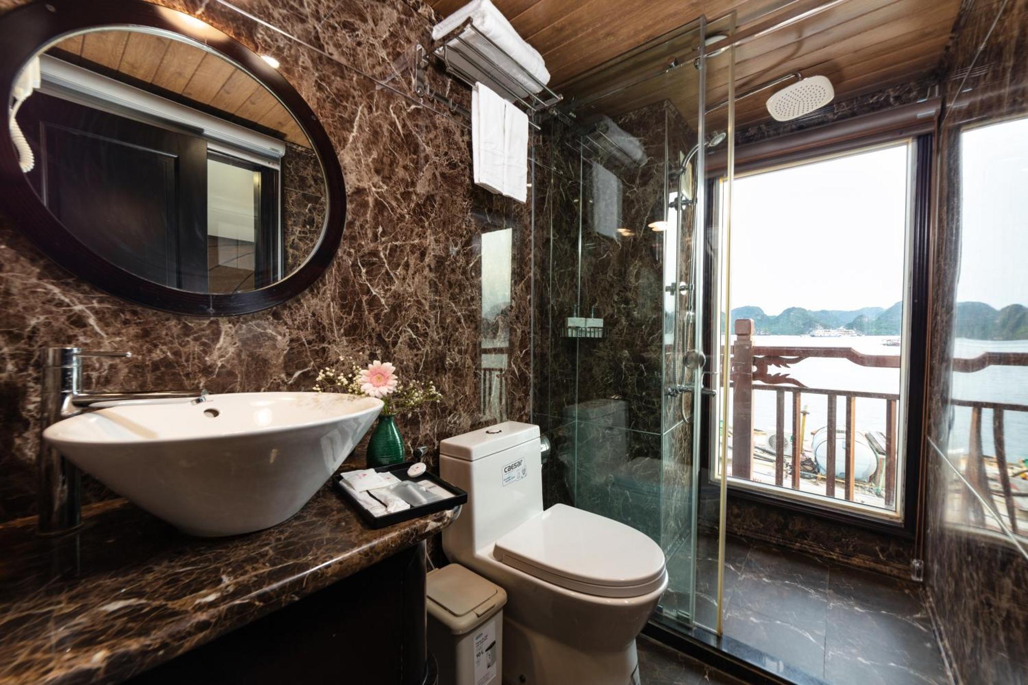 Amanda Luxury Cruise Hotell Ha Long Eksteriør bilde