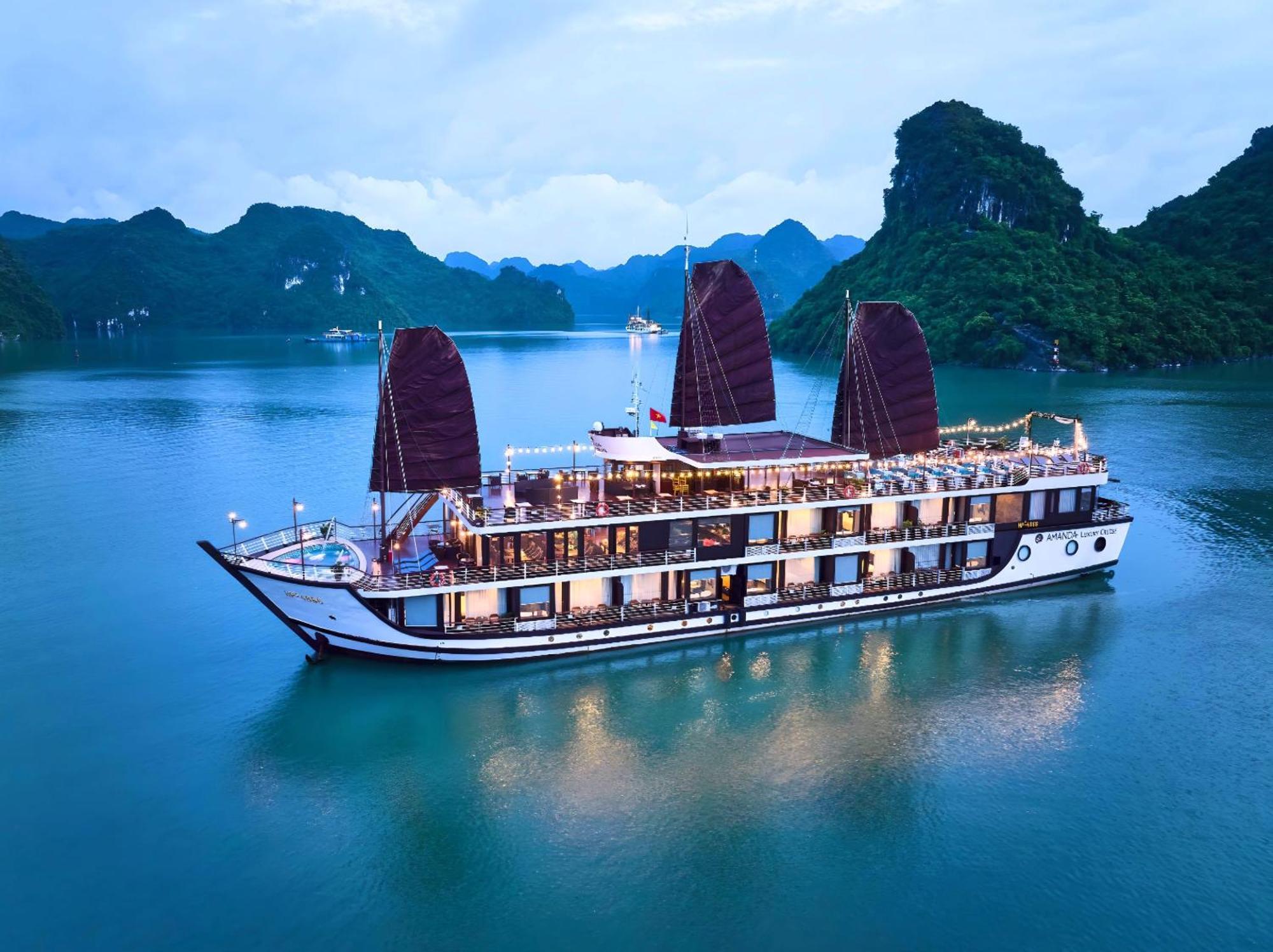 Amanda Luxury Cruise Hotell Ha Long Eksteriør bilde